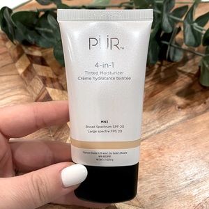 PUR 4 in 1 Tinted Moisturizer
